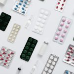 Лекарства в мусорном ведре: невидимая угроза и цивилизованные способы её избежать