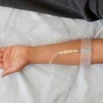 Выезд нарколога для вывода из запоя: анонимная экстренная помощь квалифицированных врачей и современные методы